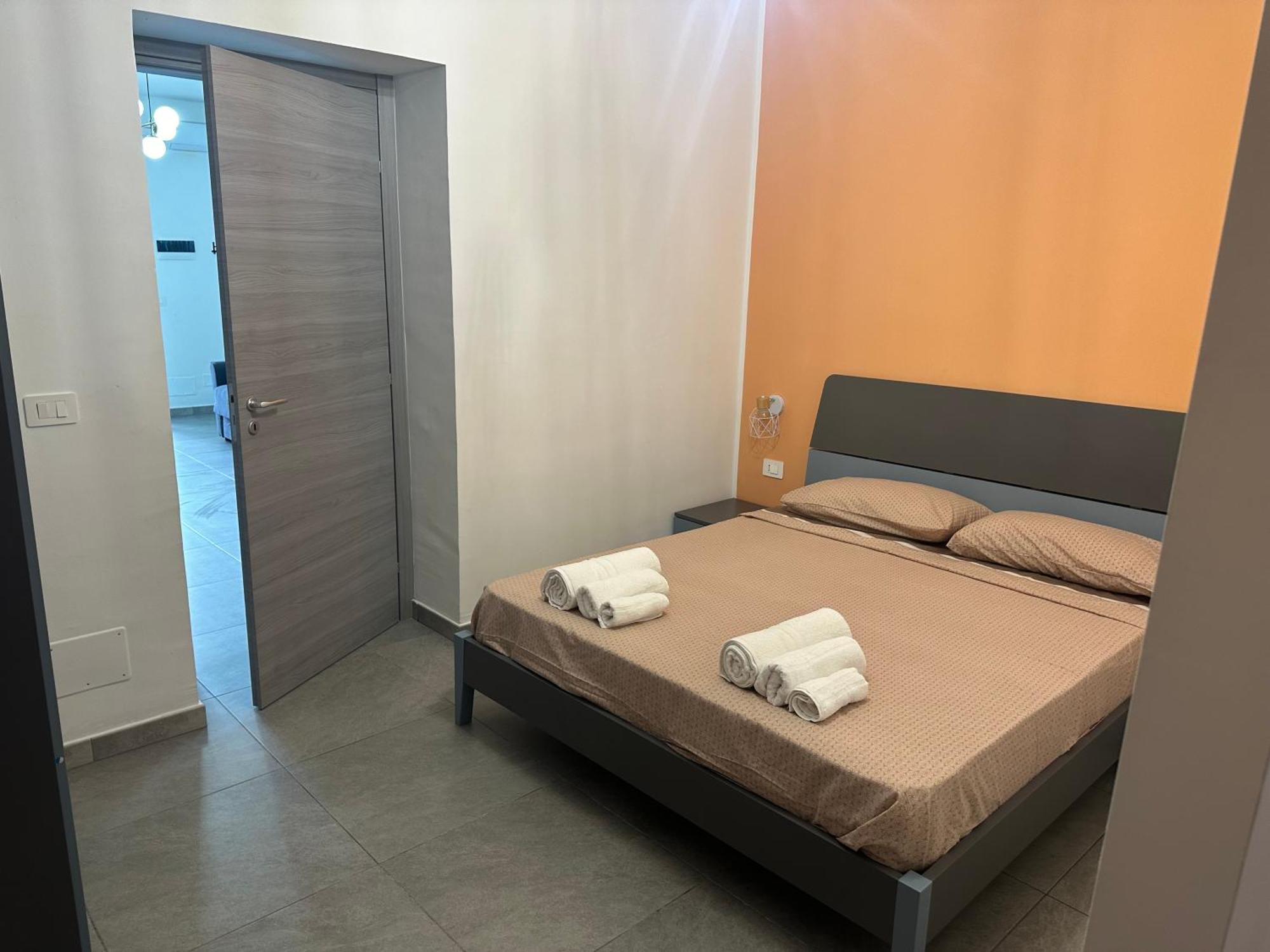 Nathouse Apartment Villafranca Tirrena Luaran gambar