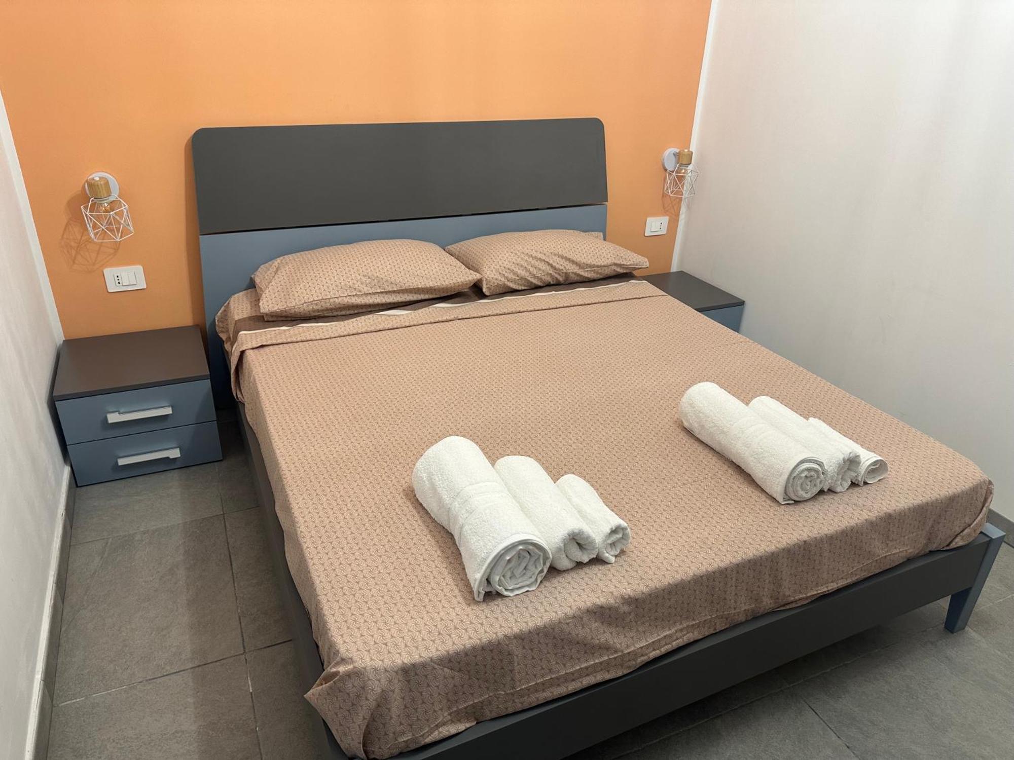 Nathouse Apartment Villafranca Tirrena Luaran gambar